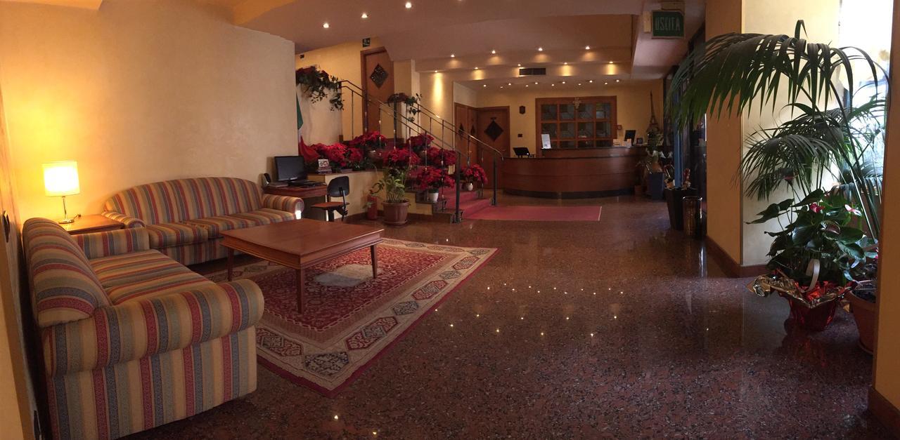 Savant Hotel Lamezia Terme Dış mekan fotoğraf